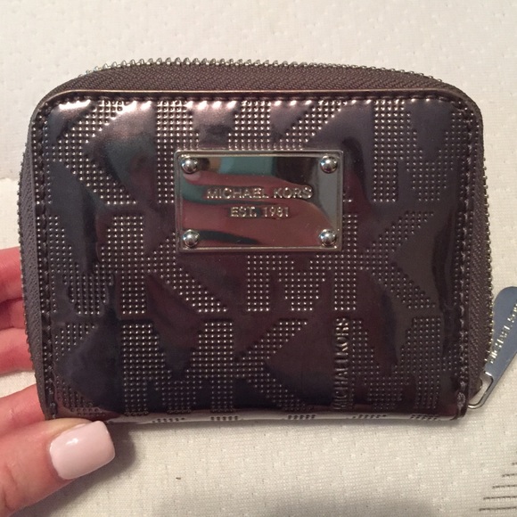 Michael Kors wallet