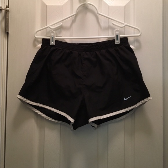 Nike women's shorts, size Medium!