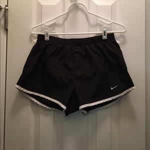 Nike women's shorts, size Medium!