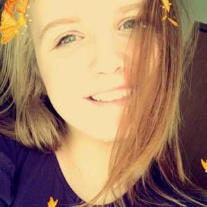 Meet your Posher, Hannah emily