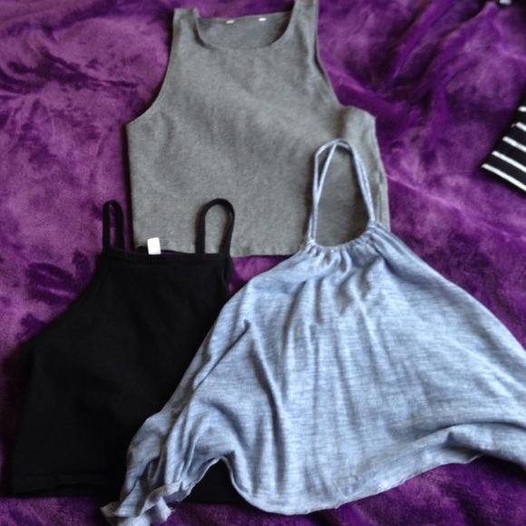 Crop top bundle, buy all together or separately - Picture 2 of 4