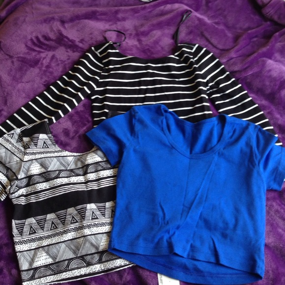 Crop top bundle, buy all together or separately - Picture 4 of 4