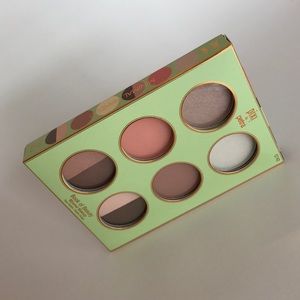 Pixie by Petra Book of Beauty