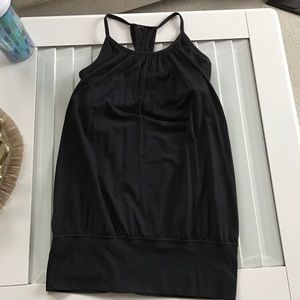 Lululemon black top
