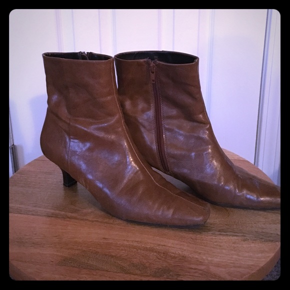 Naturalizer Leather  Ankle Boots