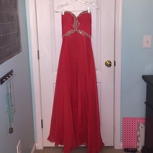 Red prom dress