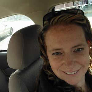 Meet your Posher, Leslie