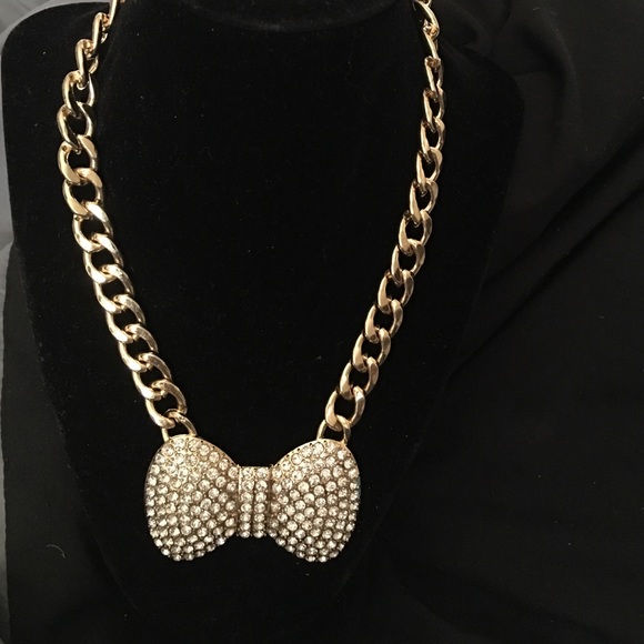 Rhinestone Bow Necklace - Picture 1 of 2