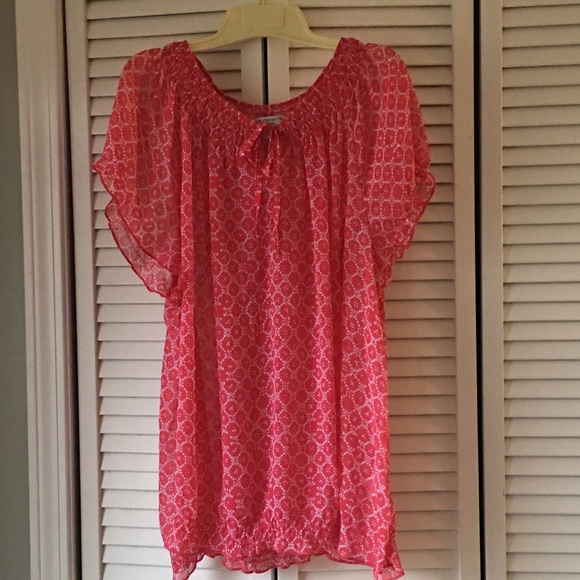 Beautiful sheer coral Top