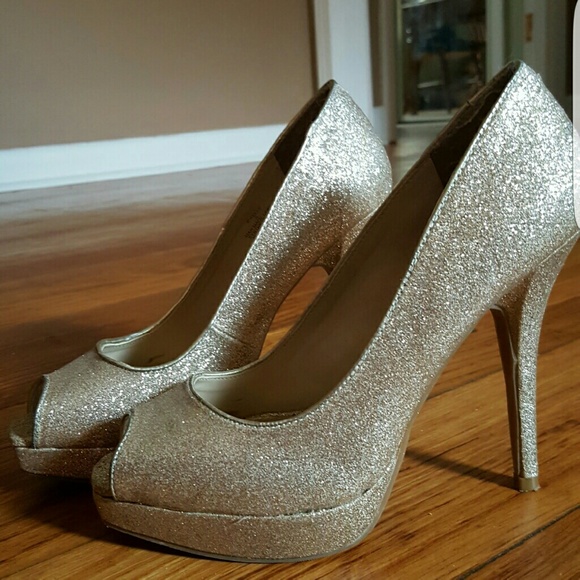 Stilletos - Picture 1 of 1