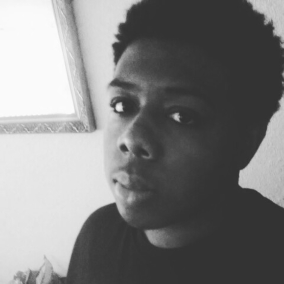 Meet your Posher, Devontay