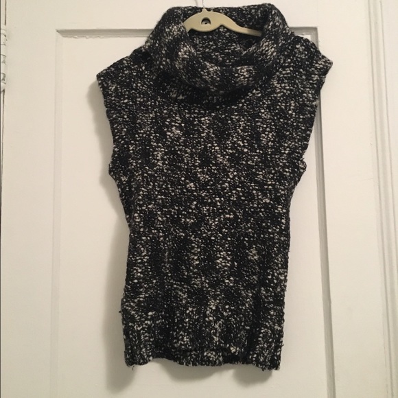Ann Taylor sleeveless sweater