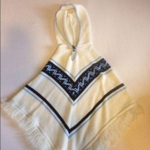 Vintage white-hooded poncho with toggle closure