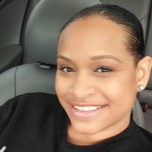 Meet your Posher, Lashay