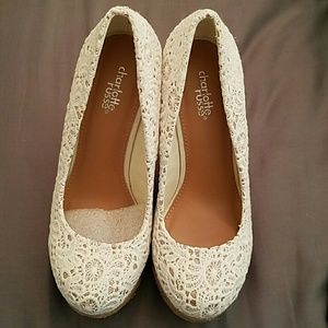 Lace platforms