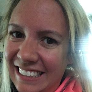 Meet your Posher, Bobbi