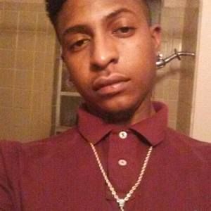 Meet your Posher, Derrick