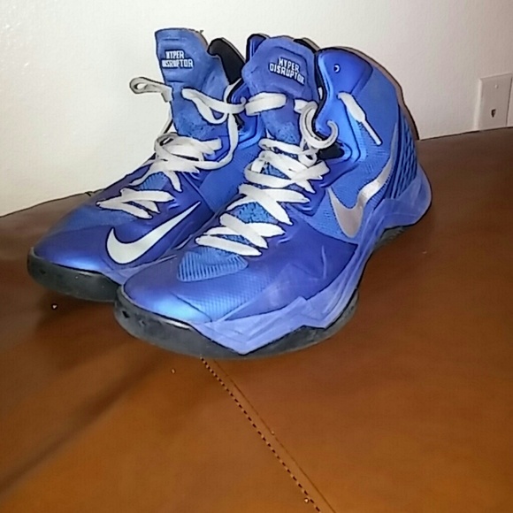 Blue Nike Hyper distuptors