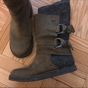 SOREL winter boots size 8