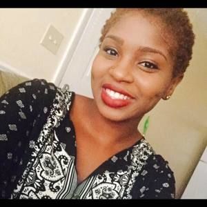 Meet your Posher, Raquel