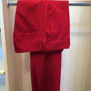 Body by Victoria Kate Fit Pant size 8 Red