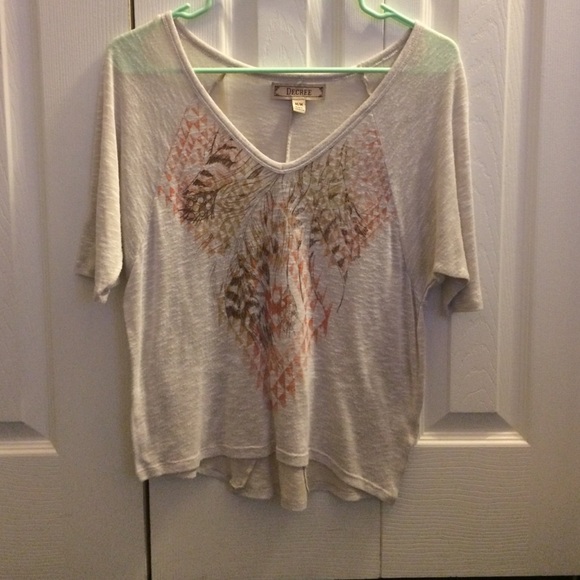 Flowy, off white, designed tee