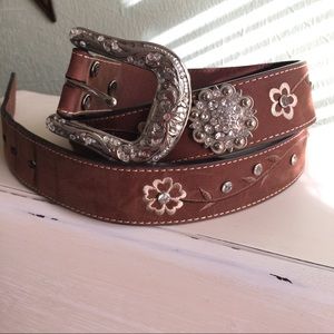 Ariat Floral Rhinestone Belt