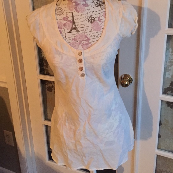 Banana Republic blouse pale yellow
