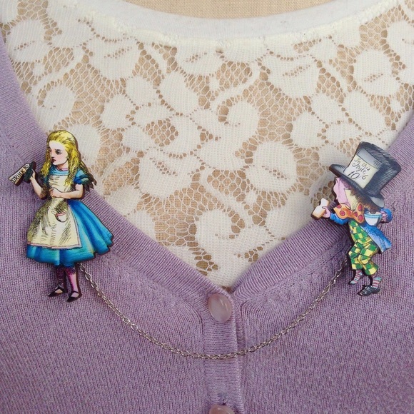 Abbie's ⚓️ Anchor Jewelry - Alice in Wonderland sweater guard // brooch