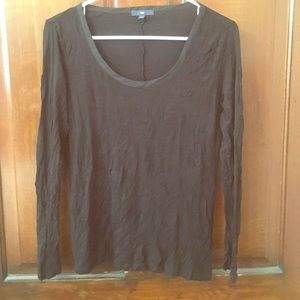 Gap Tee size Medium