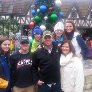 Meet your Posher, Kelly