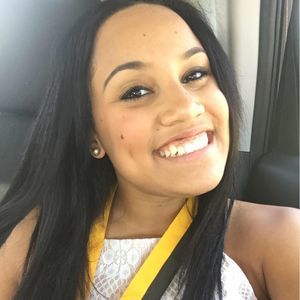 Meet your Posher, Danae