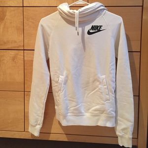Loose Turtleneck Nike Sweatshirt
