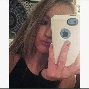 Meet your Posher, Macy