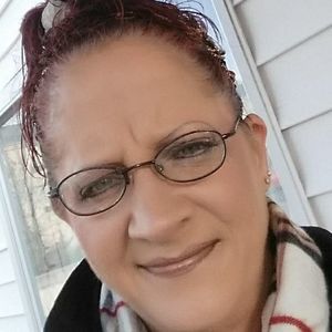 Meet your Posher, Carrie