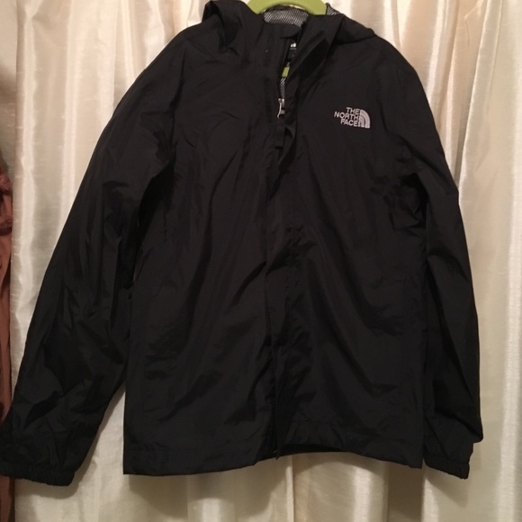 North face boys wind breaker