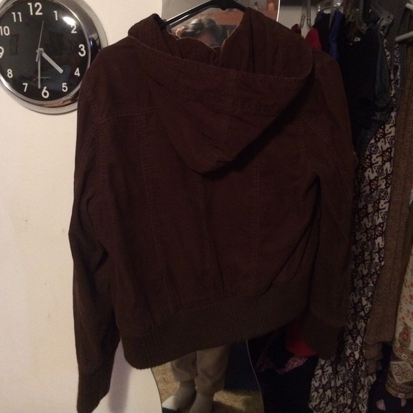 SALE Brown corduroy hooded jacket. - Picture 3 of 4