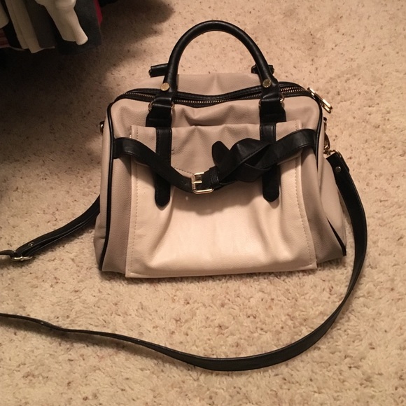 Steve Madden purse