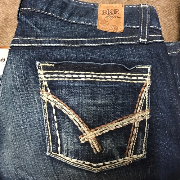 Buckle jeans