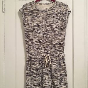 Lou & Grey sweatshirt dress