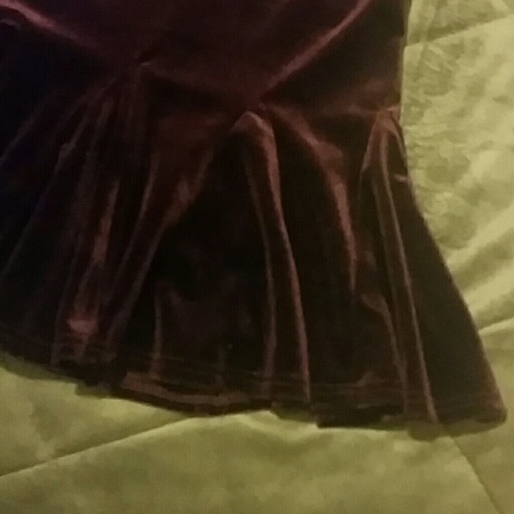 Plum Velvet Ruffle-Edged Skirt (Steampunk basic!) - Picture 3 of 4