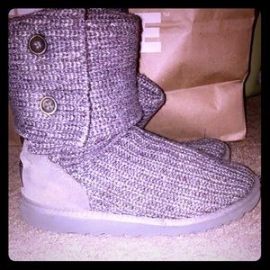 Gray knit uggs