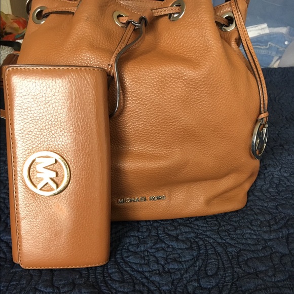Original Michael Kors purse and wallet