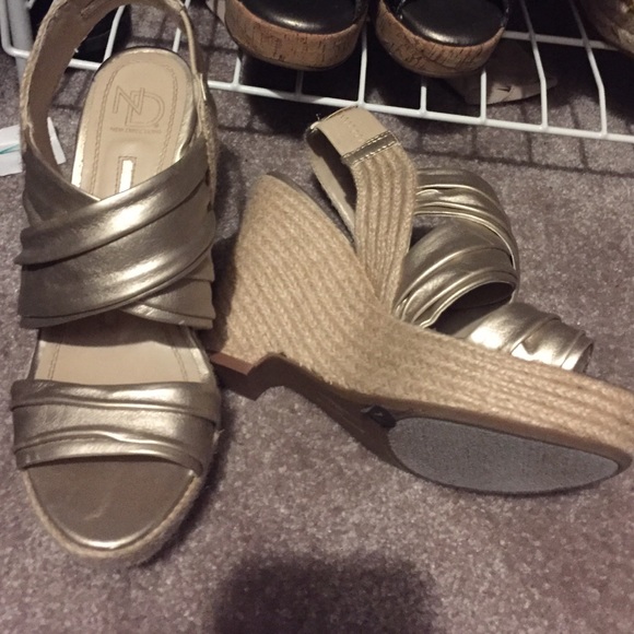 Wedge sandals