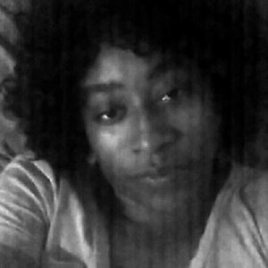 Meet your Posher, Latasha