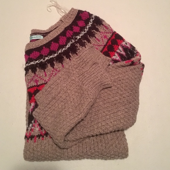 Maurices sweater