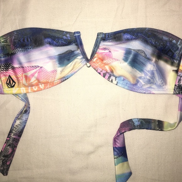 Volcom bikini top