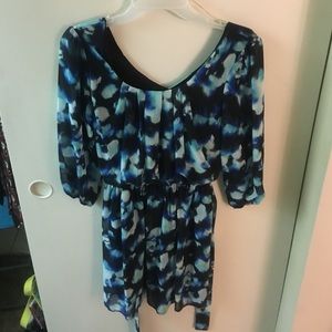 Quarter sleeve dress