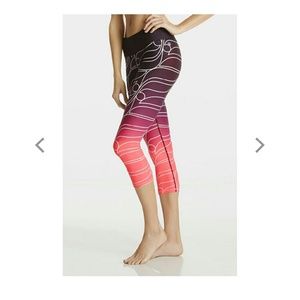 Fabletics Salar Sports Capri