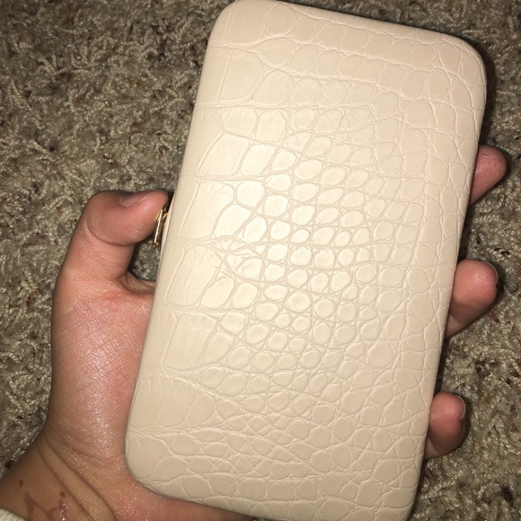 H&M iPhone/ iPod 5(s, c, or SE) phone wallet case - Picture 2 of 4